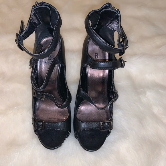 Bakers Leatherette Strappy Heel - Picture 3 of 9